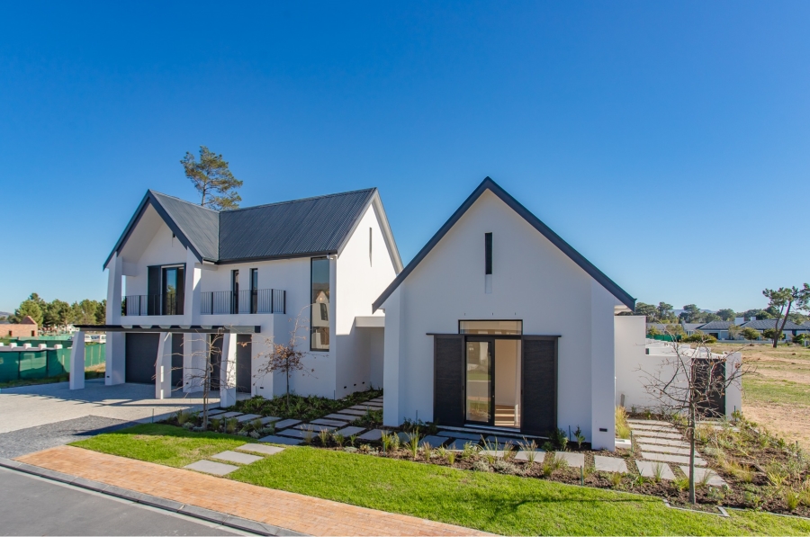 5 Bedroom Property for Sale in Pearl Valley at Val de Vie Western Cape